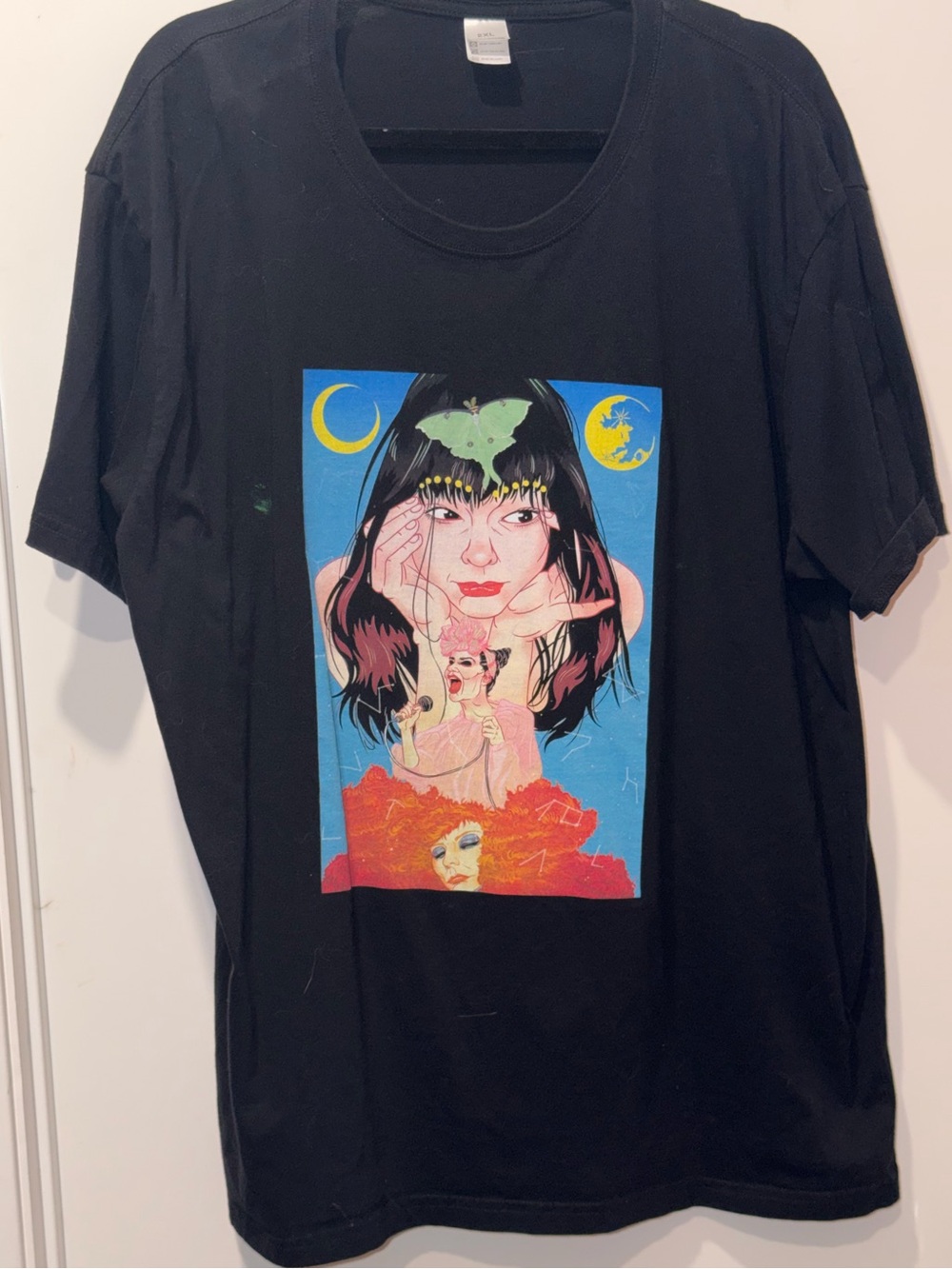 Graphic T-Shirt with Bjork Print - XXL